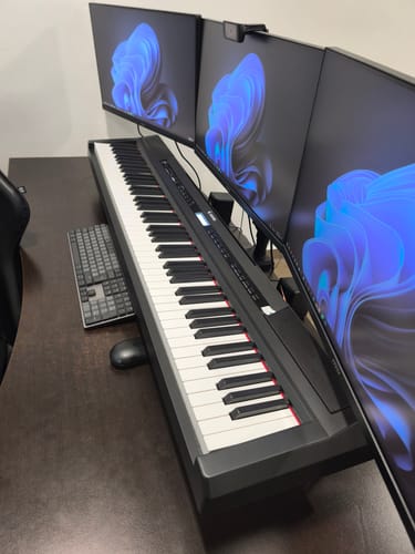 Customer photo review of Donner DEP-20 de 88 Teclas Piano Digital Portátil de Peso Completo con Pedal de Sustain