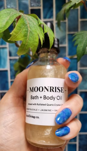 Customer photo review of Limited Edition Moonrise Body Oil