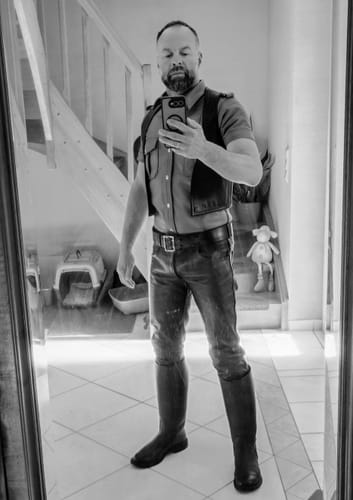 Customer photo review of Classic Leather Zipper Jeans Pants