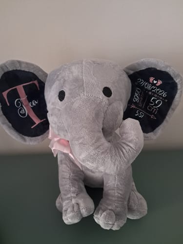 Customer photo review of Elefante coccoloso - Peluche per bambini