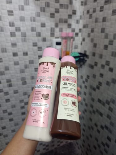 Customer photo review of SHAMPOO+ACONDICIONADOR CHOCOLATE ROSADO