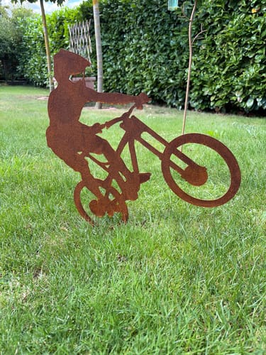 Customer photo review of Gartenstecker Mountainbiker