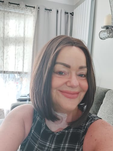 Customer photo review of JBEXTENSION GENERATION FIVE 12 Inches Bob Cut Cold Brown Wig ZALA G5 COLD BROWN