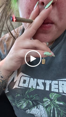 Customer video review of Kandy Kush Candy Collection Pre Rolls (Sativa)