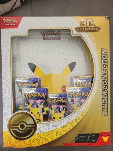 Customer photo review of Pokémon 30th Celebration Binder Collection