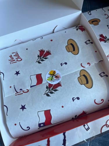 Customer photo review of Papel Seda Dieciochero Pack 25 Unidades 30x40 cm