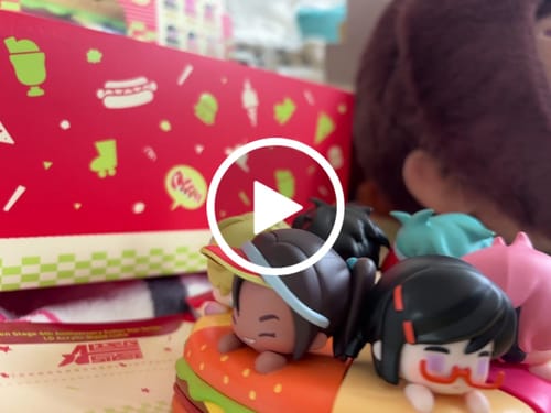 Customer video review of 【Pre-Order】Alien Stage - 4th Anniversary - Roller Star Series - Cake Figure Blind Box