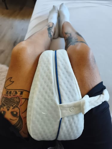 Customer photo review of Cellsius Orthopädisches Kniekissen - Das Geheimnis eines schmerzfreien Schlafs