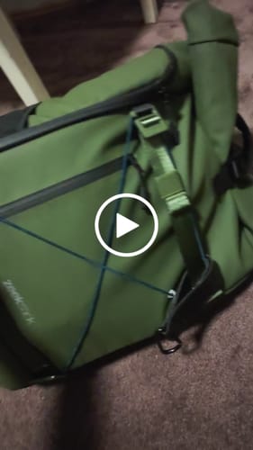 Customer video review of The Rolltop 25L