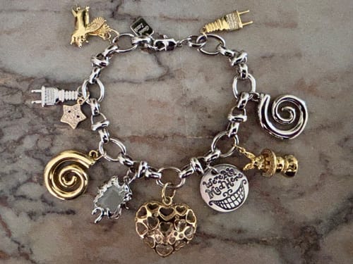 Customer photo review of 7 CHARM Bracelet Bundle - (Chain OR Clips + 7 CHARMS) TT LIVE