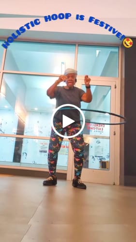 Customer video review of Comfee Leggings with Pockets