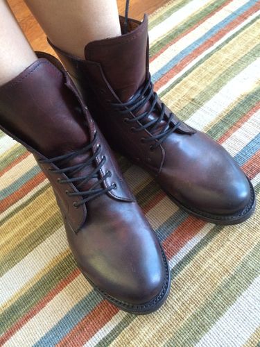 Customer photo review of Mendelle Lace-Up Bootie Redbrown
