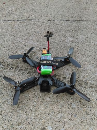 Customer photo review of RC Papa Velcro Battery Straps (Free Gift)