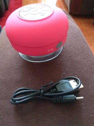 Customer photo review of Waterproof Bluetooth Suction Speaker