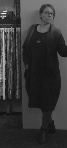 Customer photo review of Autumn Large Size Women's Long Sleeve Wool Dark Gray Dress