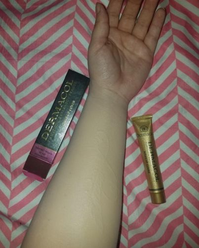 Customer photo review of Powerful Waterproof - Dermacol Concealer - 50% OFF