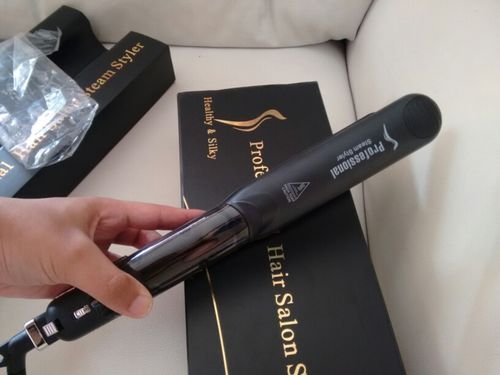 Christiane L. review of Lisseur HAIR PRO - Fer À Lisser Vapeur Professionnel