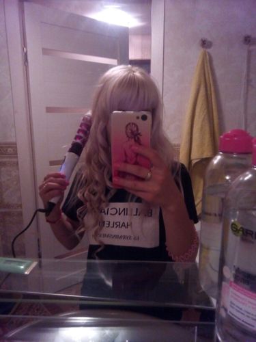 Customer photo review of Magic Hair Curler Crimping Wand