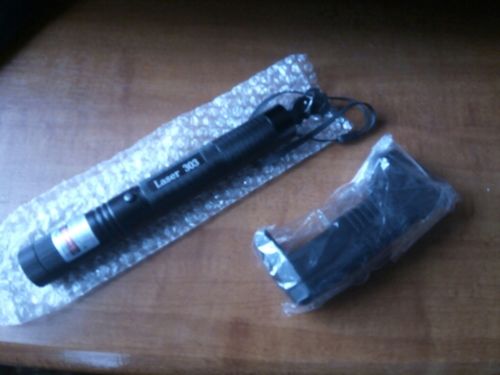 Customer photo review of 5mw Military Green Laser Pointer Pen