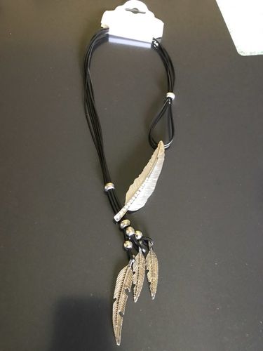 Customer photo review of Tribal Feather Necklace - Offer