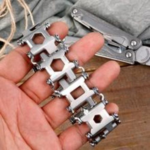 Customer photo review of 29 in 1 Multi-Tool Bracelet