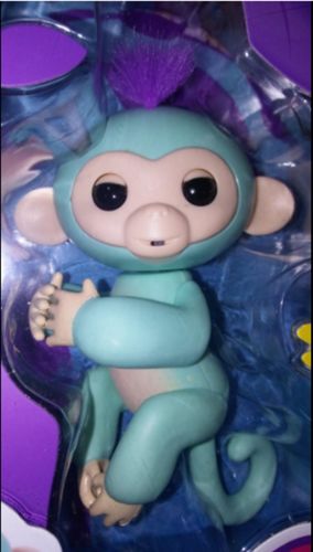 Customer photo review of Elecenty Fingerlings Pet Unicorn