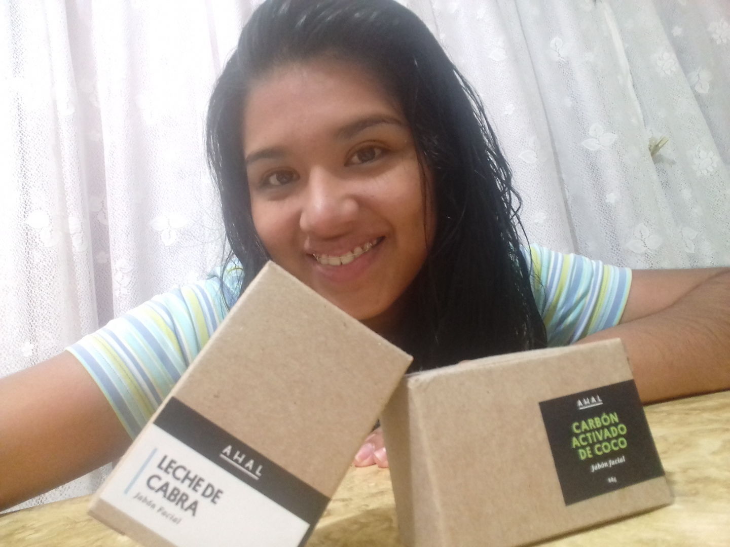 Customer photo review of Jabón Limpieza Facial de Leche de Cabra
