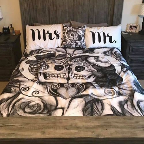 Pencil Sketch Rose Kissing Mr & Mrs Sugar Skull Bedding Set
