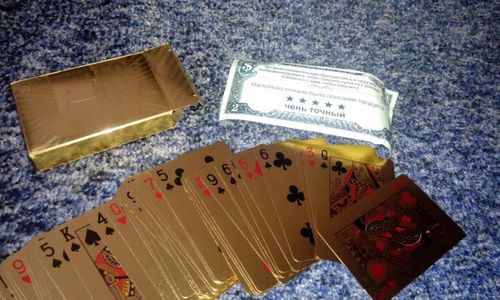 Customer photo review of Gold Waterproof Playing Cards