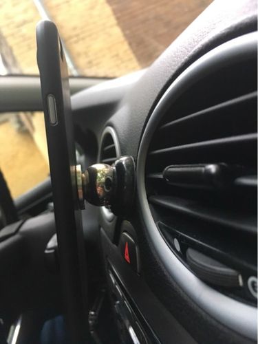 Customer photo review of 360 Degree Magnetic Phone Holder