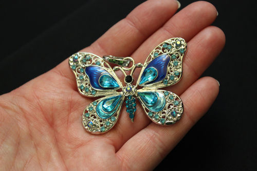 Customer photo review of Shining Butterfly Pendant Necklace
