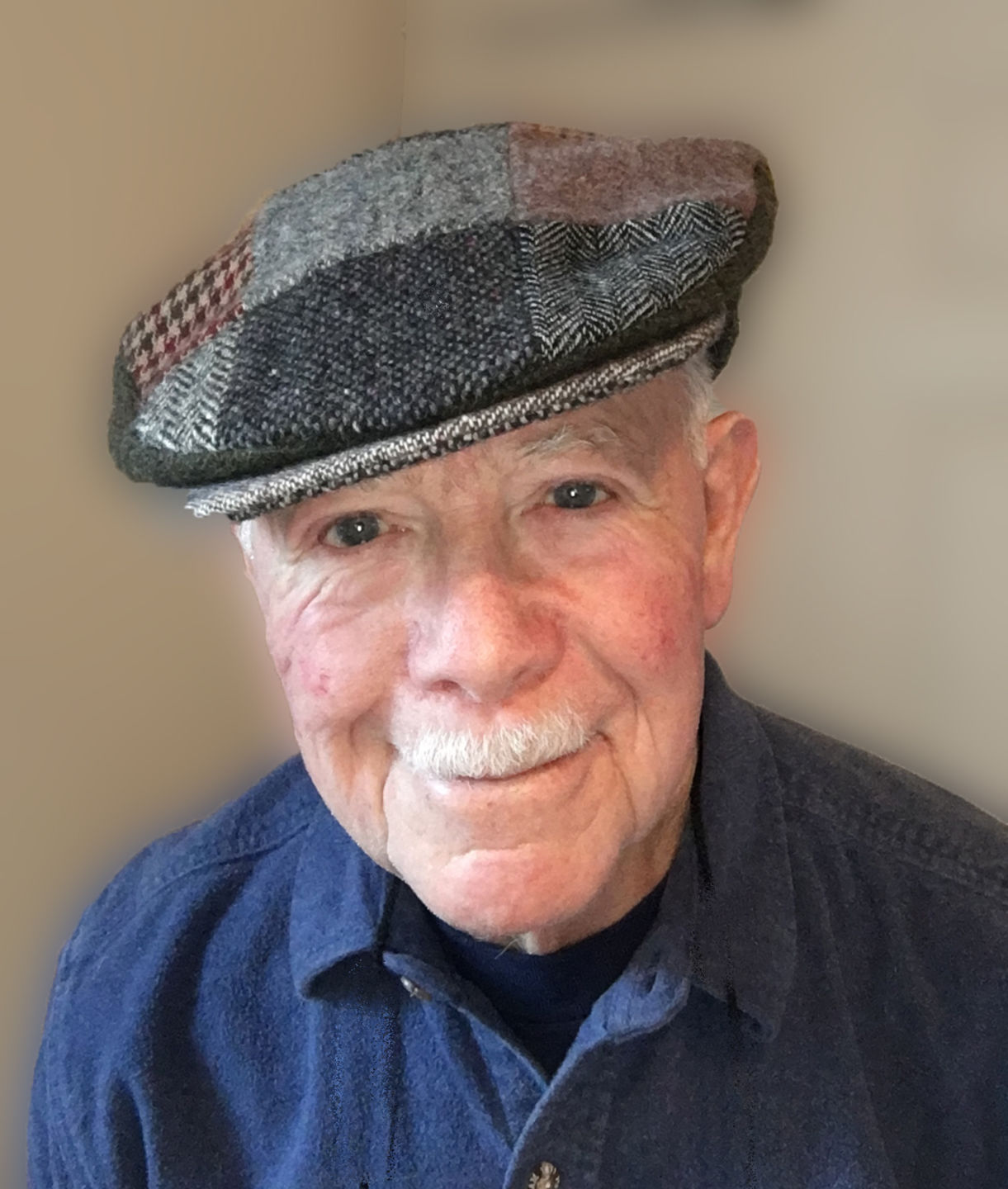 Customer photo review of Vintage Cap Patchwork Linen