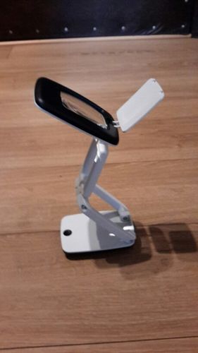 Customer photo review of Foldable Magnifier Desk Lamp