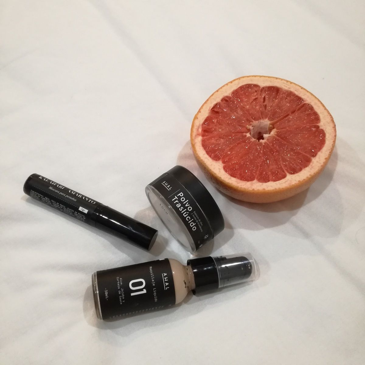 Customer photo review of Maquillaje Líquido 01