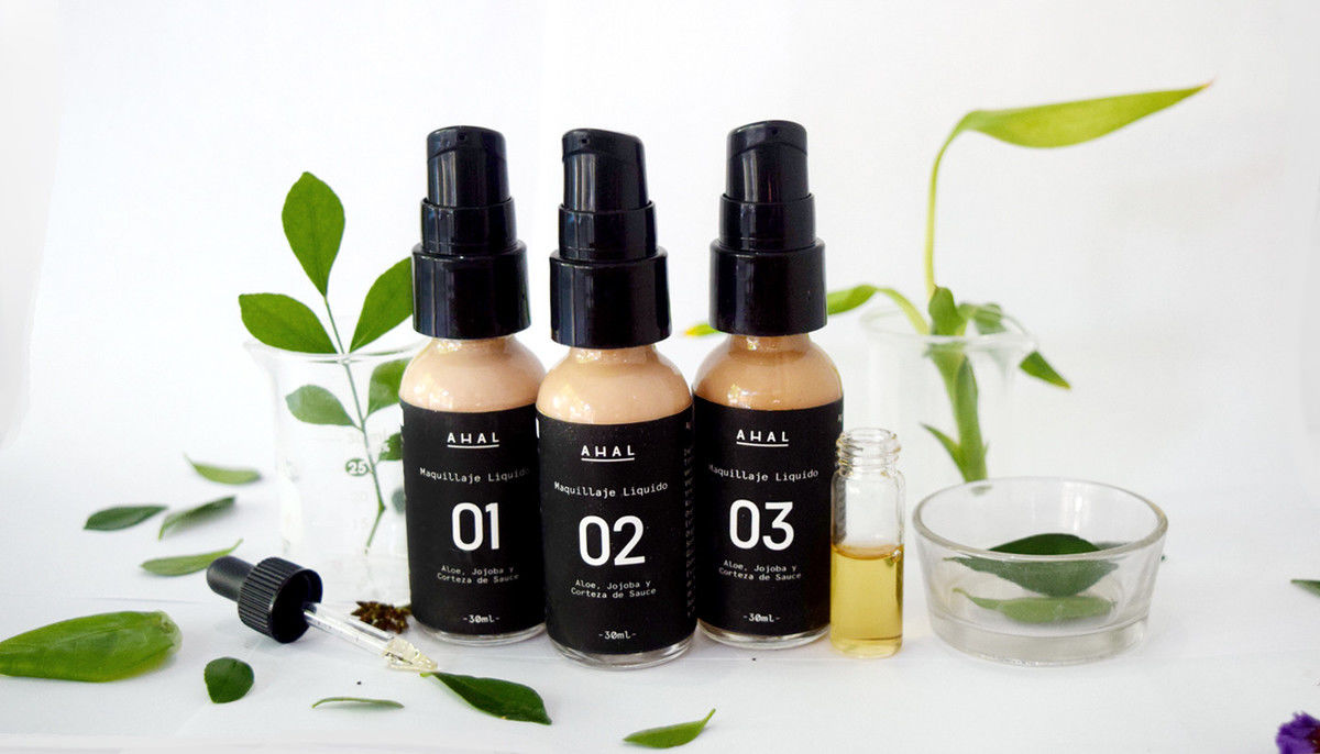 Customer photo review of Maquillaje Líquido 01