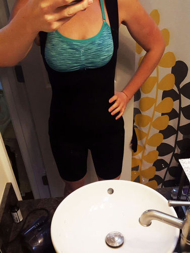 Customer photo review of 2017 Women "Body Shaper" Losing Weight Neoprene Sauna Suit