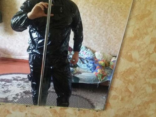 Customer photo review of Heavy Duty Anti-Rip Weight Loss Sauna Suit