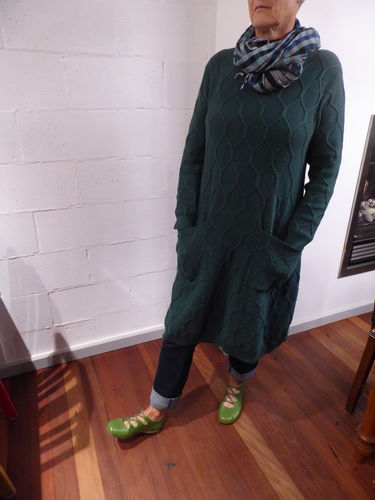 Customer photo review of Autumn Chic Women Round Neck Long Sleeve Green Sweater Dress