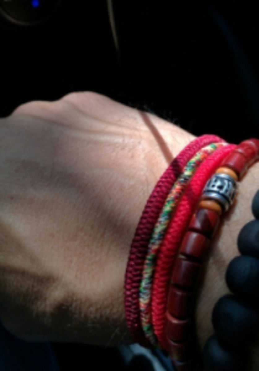 Customer photo review of Tibetan Buddhist Handmade Lucky Knots Bracelet
