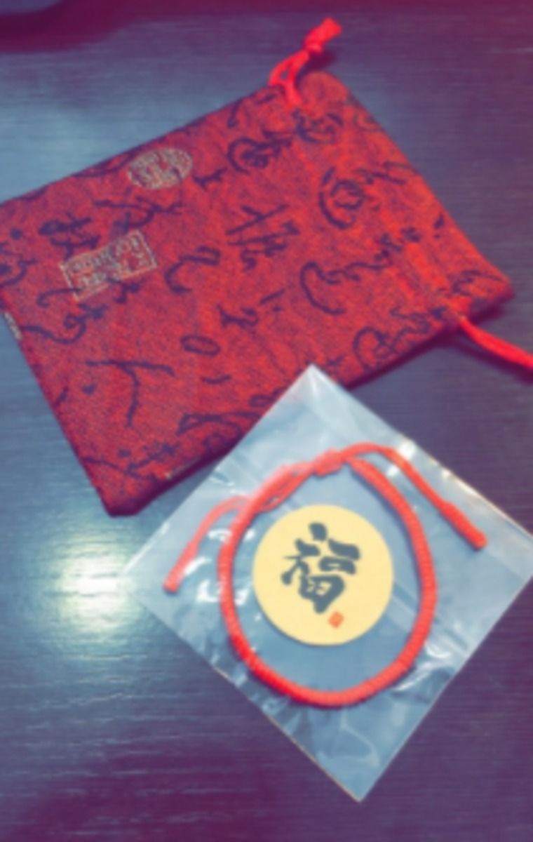 Customer photo review of Tibetan Buddhist Handmade Lucky Knots Bracelet