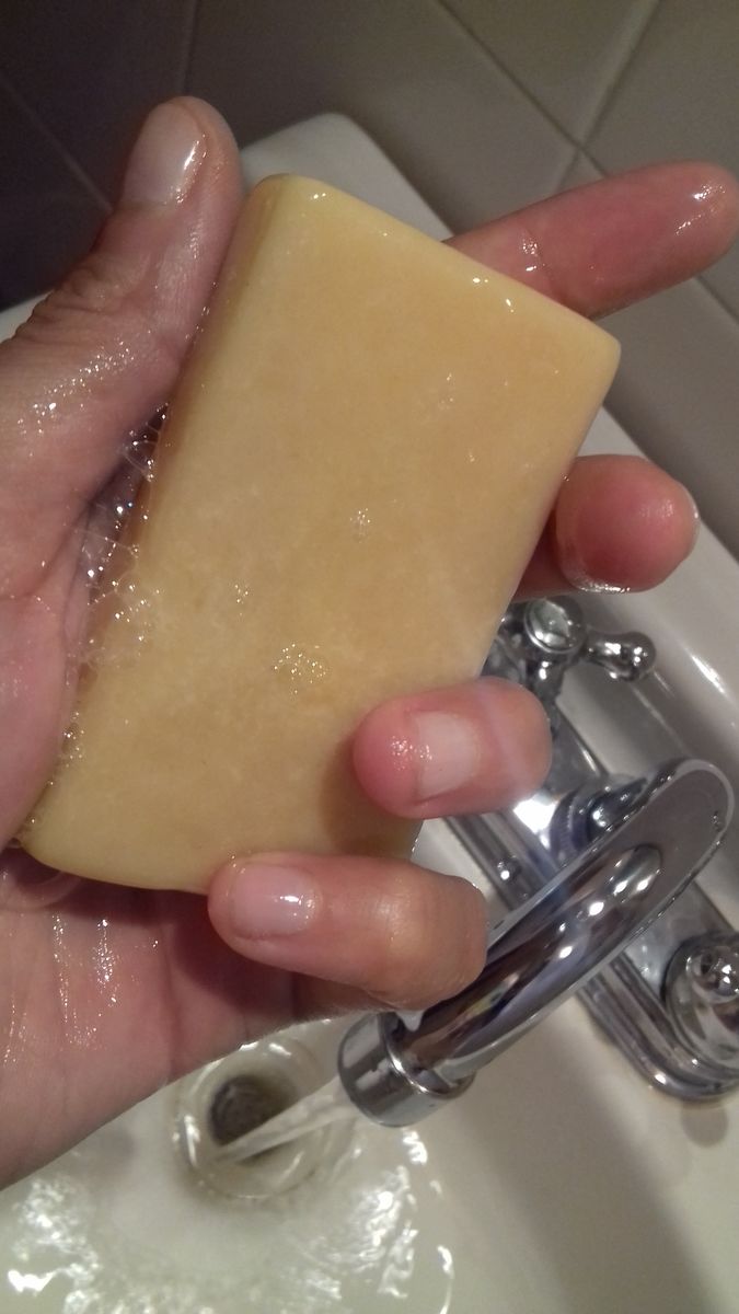 Customer photo review of Jabón Limpieza Facial de Leche de Cabra