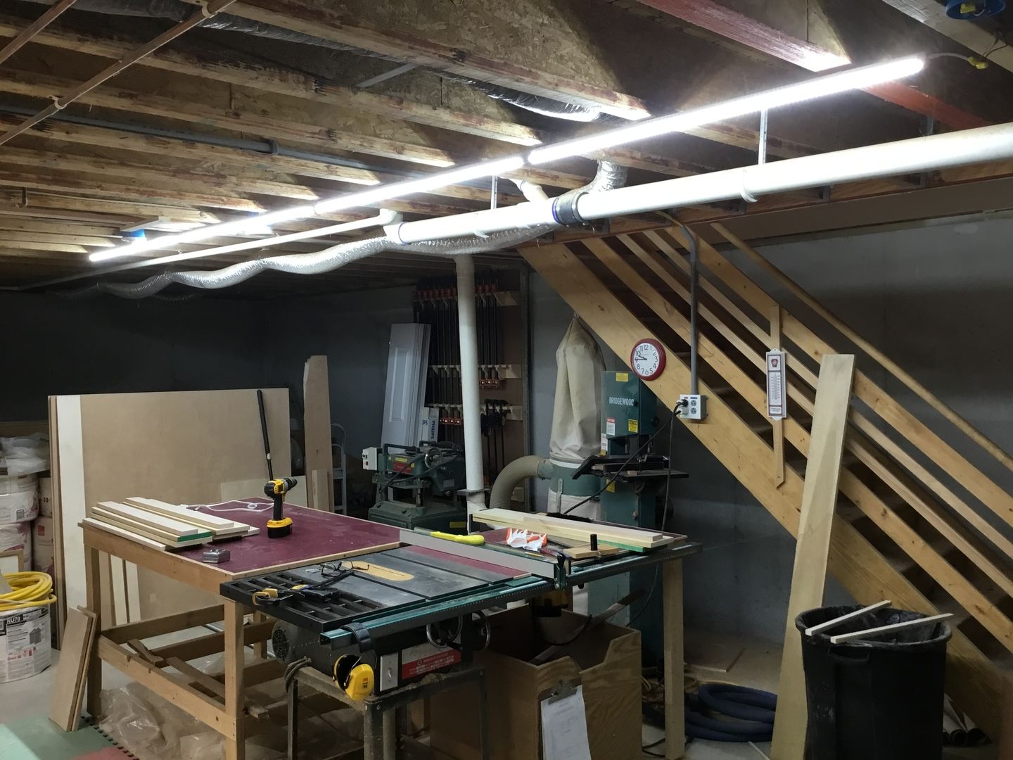 Customer photo review of T8 4ft V Shape LED Tube 30W Integrated 6500k Clear, 4 foot LED shop lights, 4000 Lumens