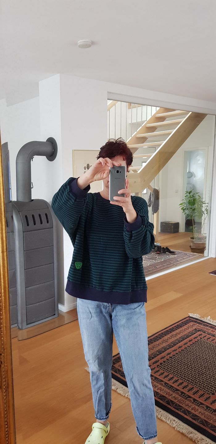 Customer photo review of Plus Size Buykud Hand-Made 100% Cotton Sweatshirt