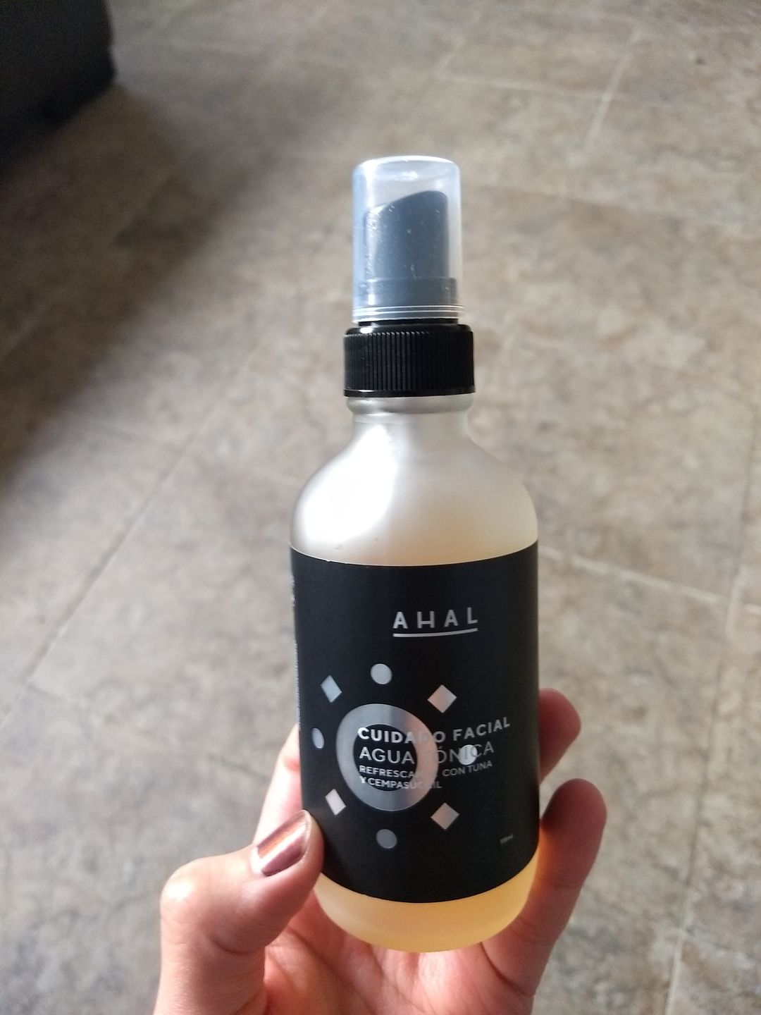 Customer photo review of Agua Tónica Refrescante con Tuna y Cempasúchil
