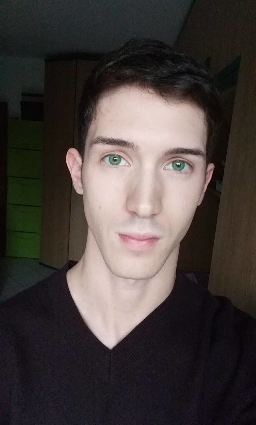 Customer photo review of Kazzue Angel Green