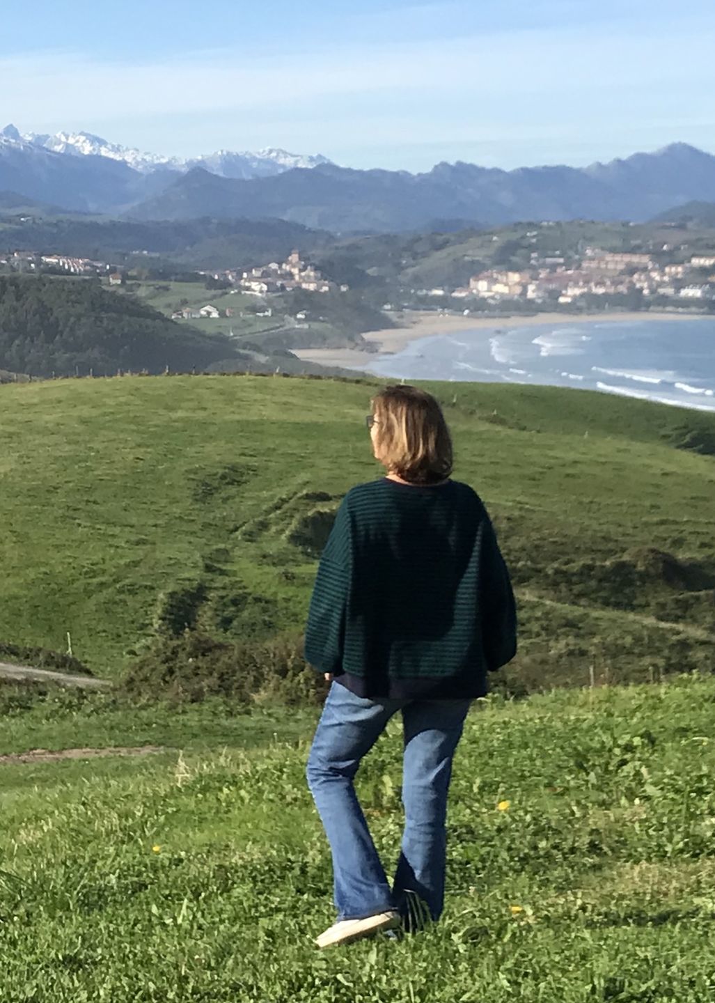 Customer photo review of Plus Size Buykud Hand-Made 100% Cotton Sweatshirt