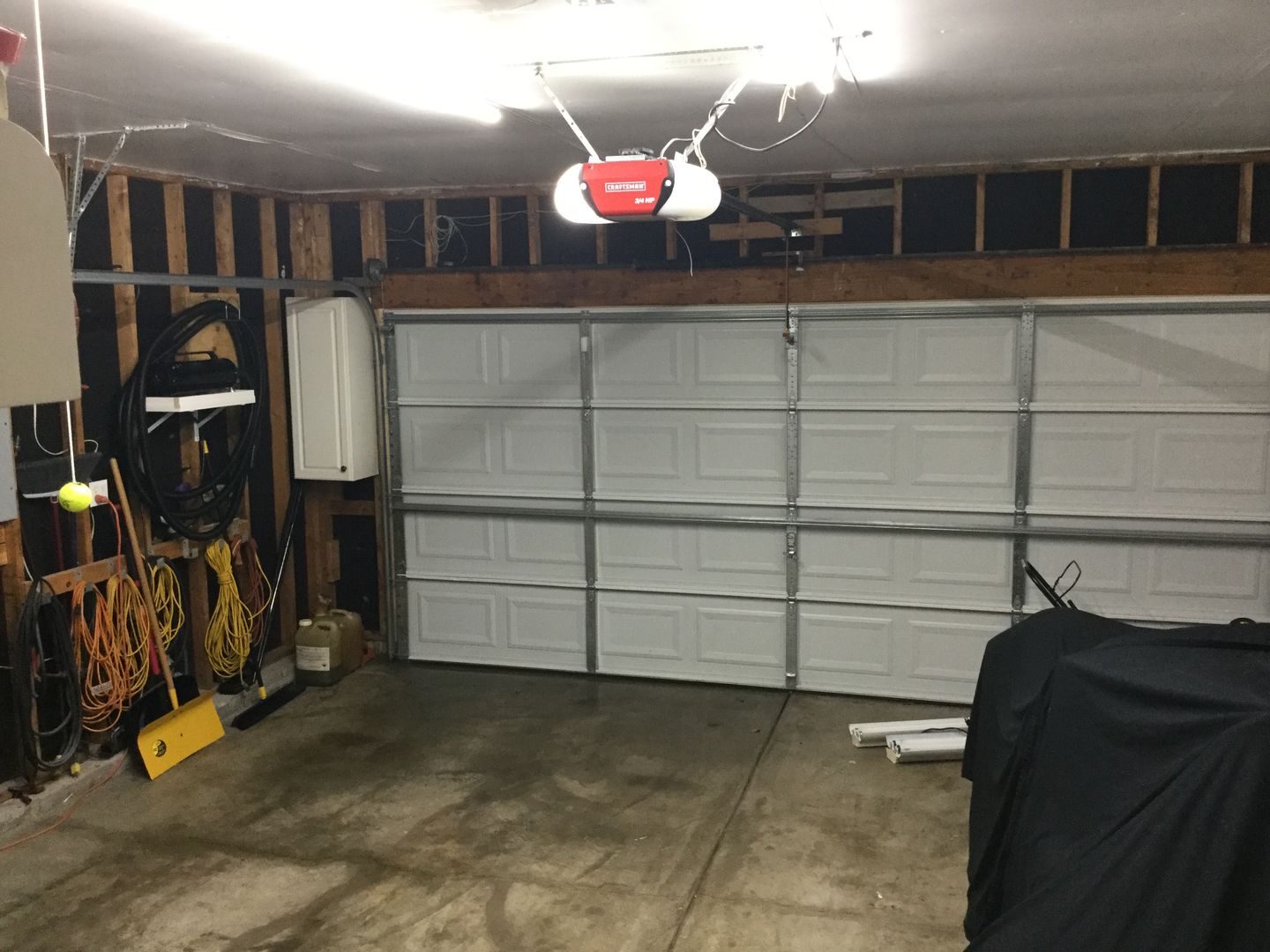 Customer photo review of T8 8ft V shape LED tube 60w Integrated 5000k Clear