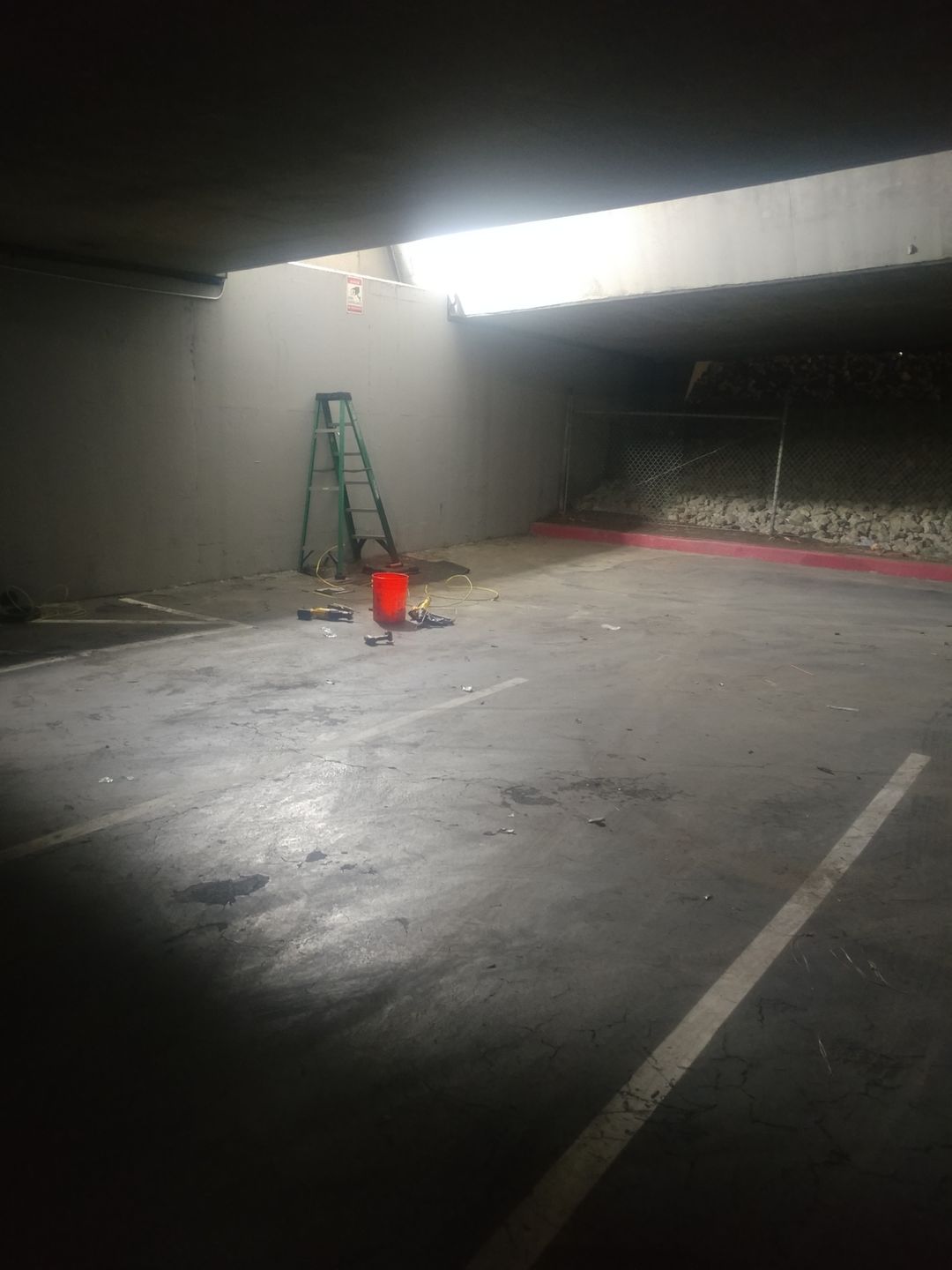 Customer photo review of 150W LED Flood Light, 5700K, AC100-277V, Bronze