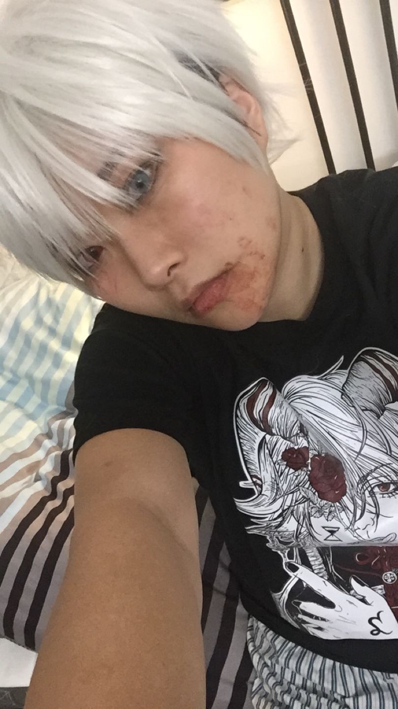Customer photo review of Kazzue Fantasy Blue