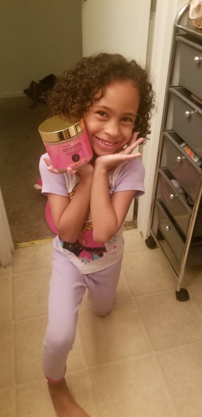 Customer photo review of Step 1: Moroccan Rhassoul 5-in-1 Clay Treatment (For Loose Curls)